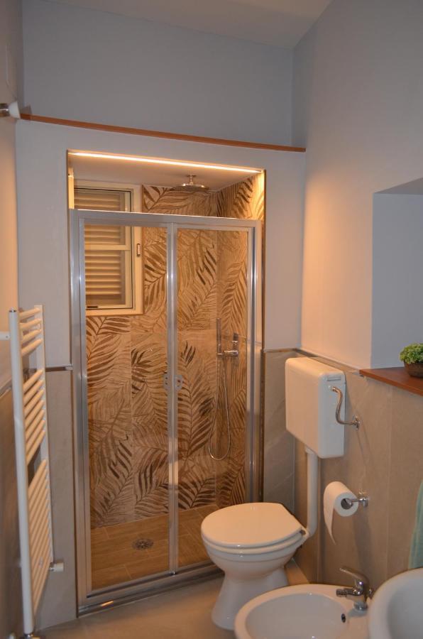 Ledueffe Casa Vacanze 비쉘리에 외부 사진